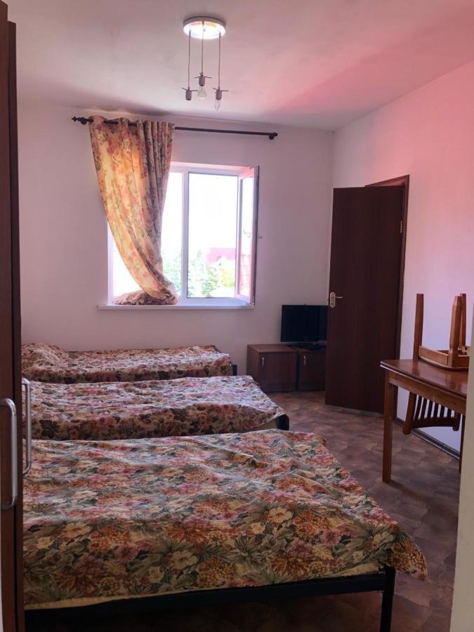 Гостевой Дом Айша Guest House Aisha Cholpon-Ata Exterior foto